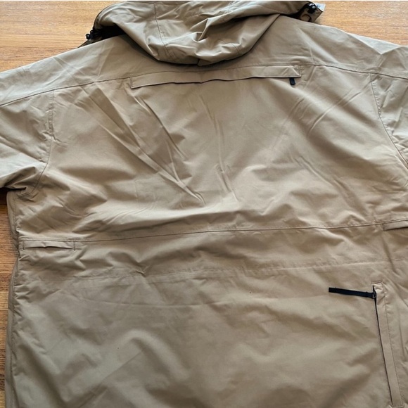5.11 3 IN 1 SYSTEM TACTICAL AGGRESSOR PARKA NWOT ***COLOR IS ACTUALLY COYOTE *** - Picture 11 of 13